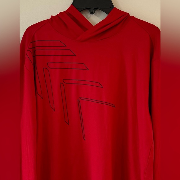 Xersion Boys Cabaret Red Quick-Dri Pop Over Hoodie NWT Size XL 18-20 - Picture 8 of 8